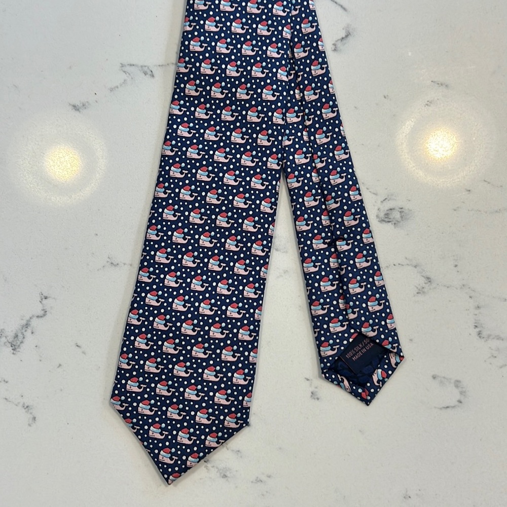 Boys Vineyard Vines Santa Hat Whale Tie